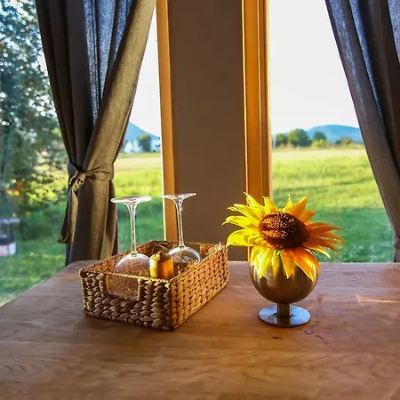 Pri Kamnu Tatil Evi